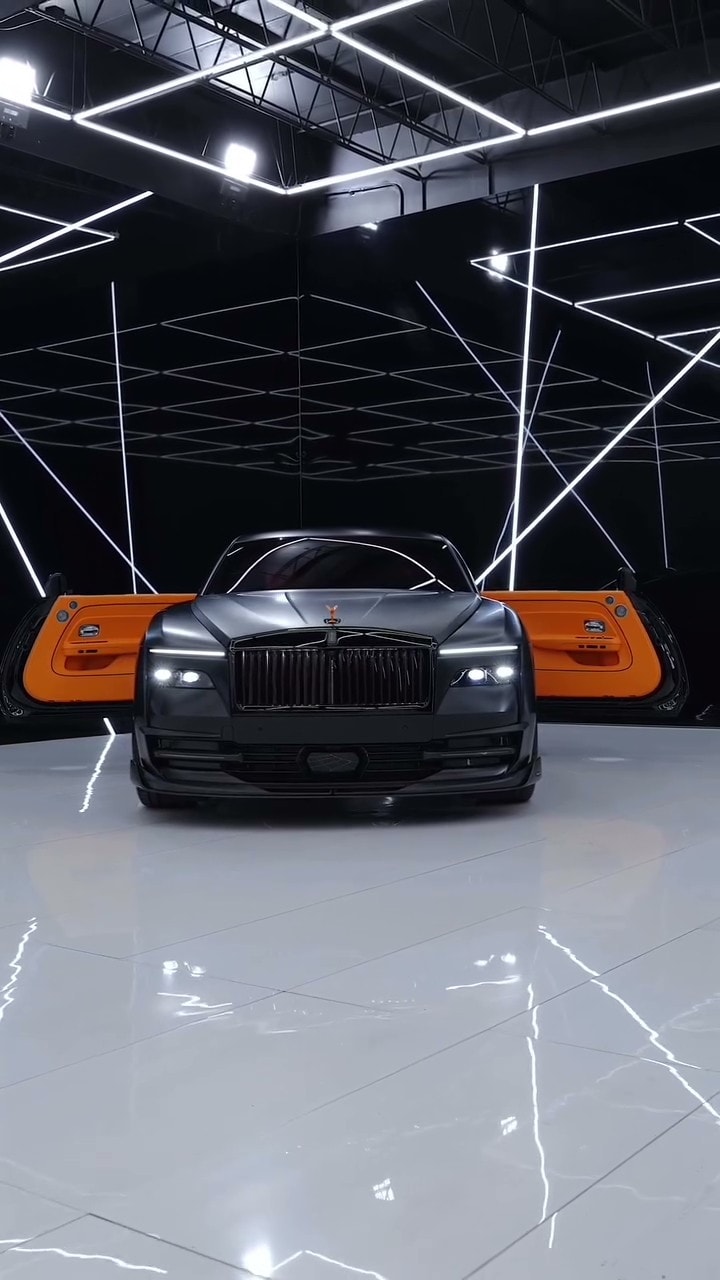 Rolls Royce Spectre by Mansory (10)