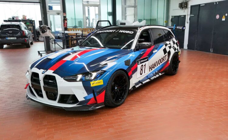 BMW M3 GT3 Touring (1)