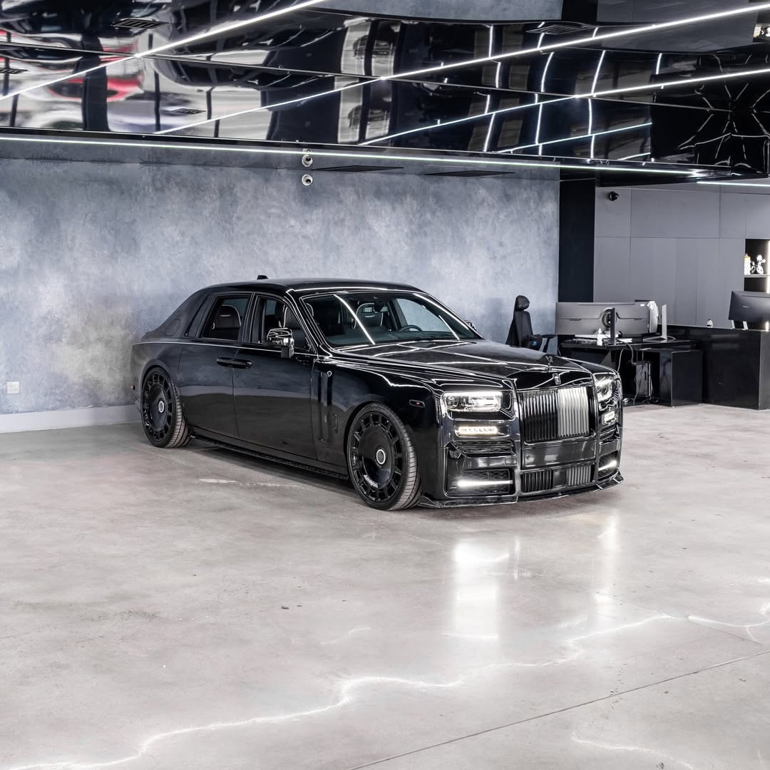 Rolls Royce Phantom by Mansory (1)